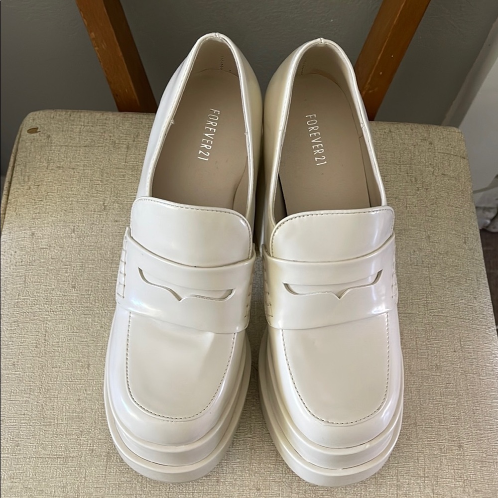 Forever 21 Cream Platform Loafers Flats
